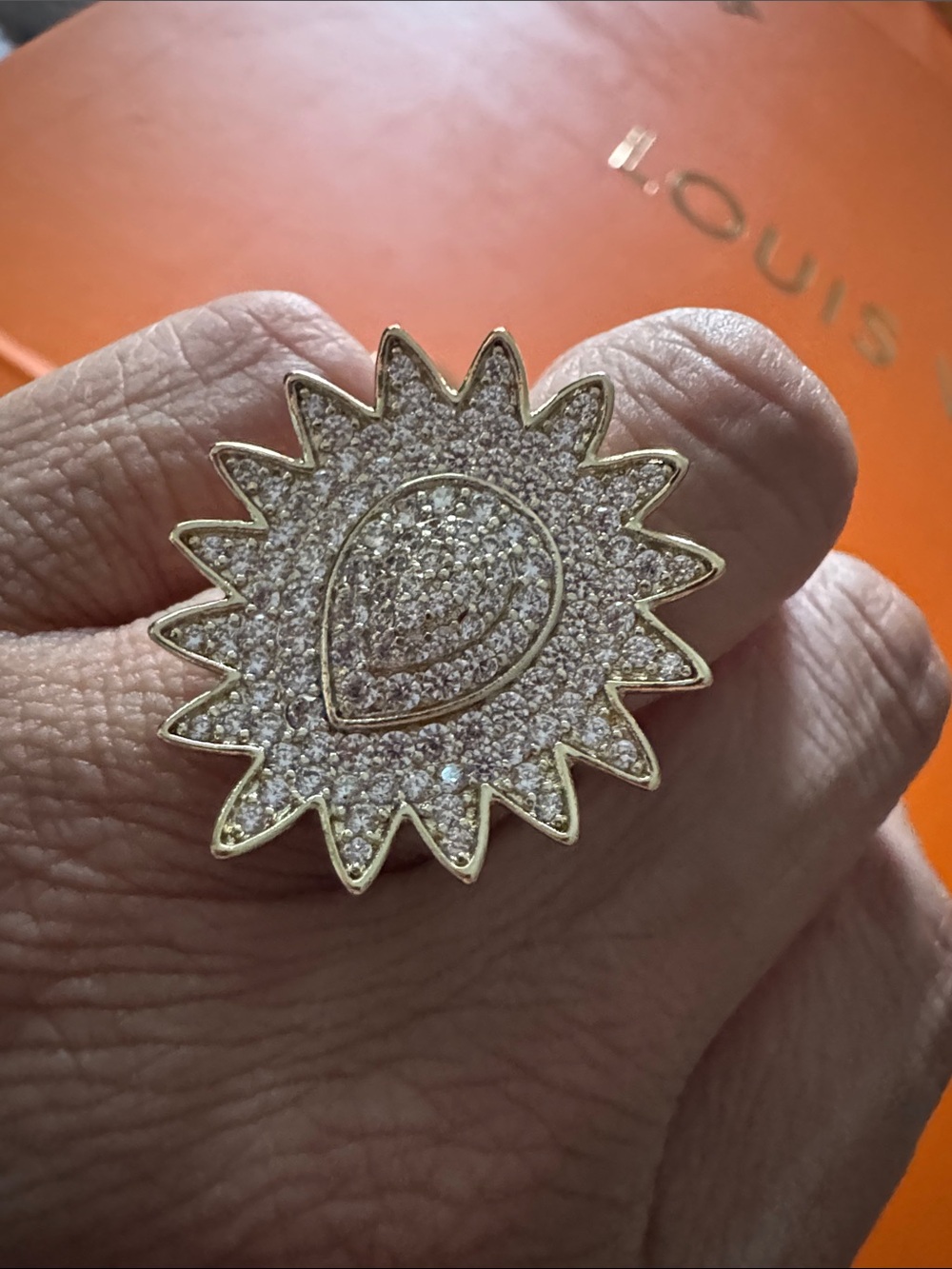 Diamond Sunburst Floral Ring - Gold Tone (Unbranded)size 7 and 8